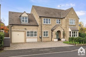 Photo 1- click for photo gallery